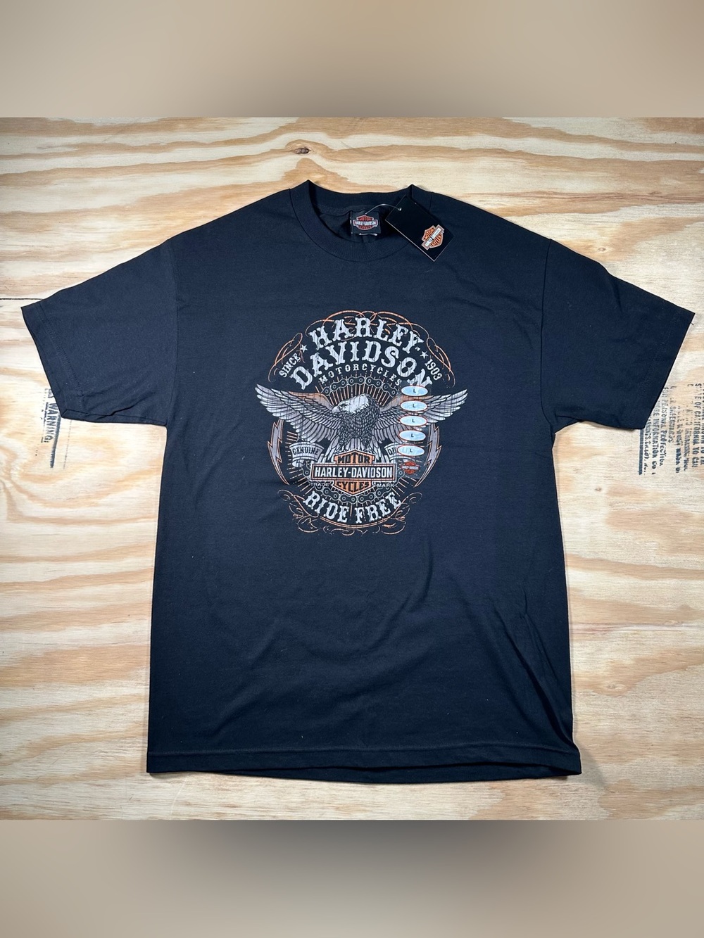 Harley-Davidson Black Tee with Brown and White Eagle Graphic